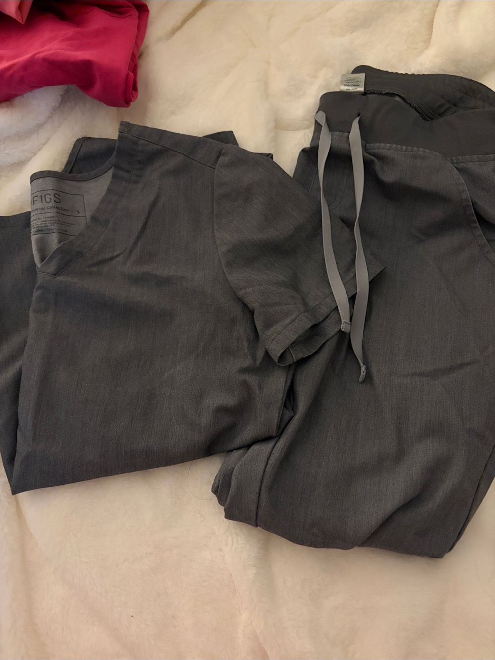 Figs Women's Charcoal Grey Jogger Scrub Set
